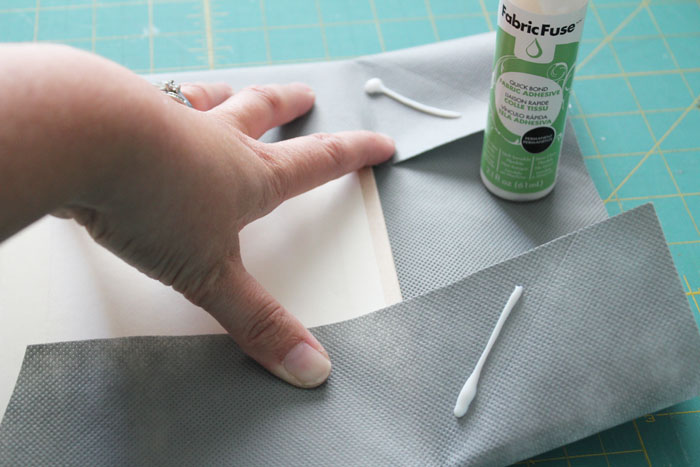 add glue and fold in corners